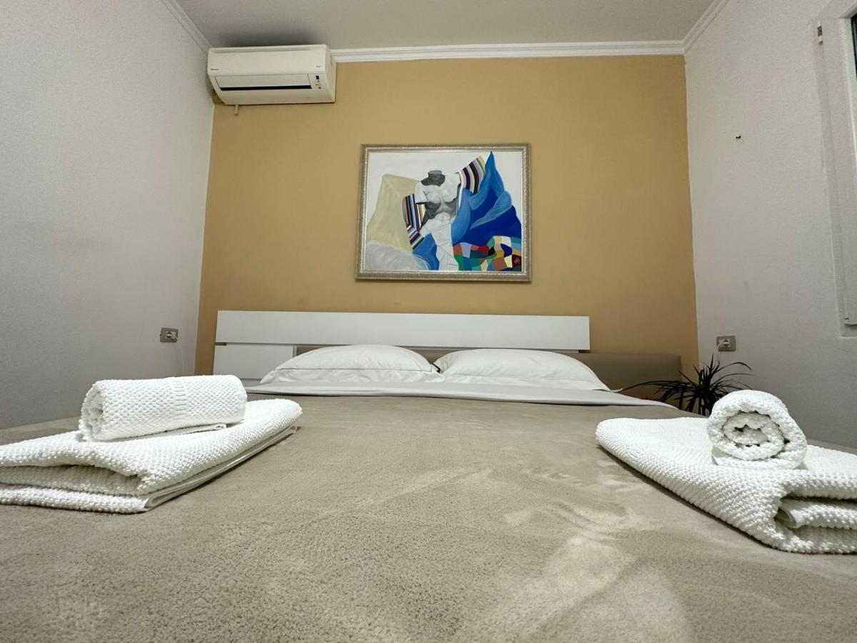 Home Aquamarine & Residence Vlorë Esterno foto